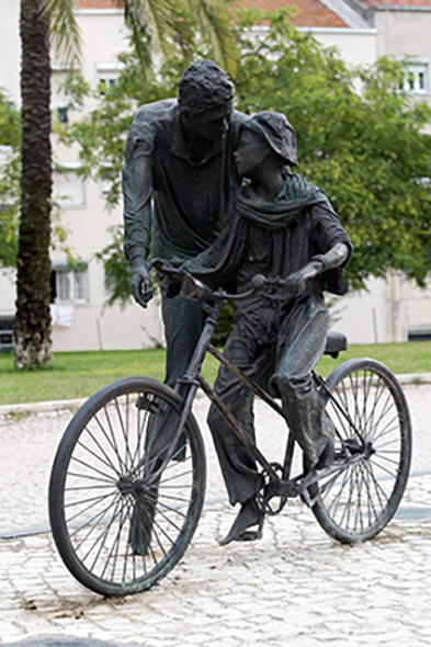 Escultura em bronze de Melício
